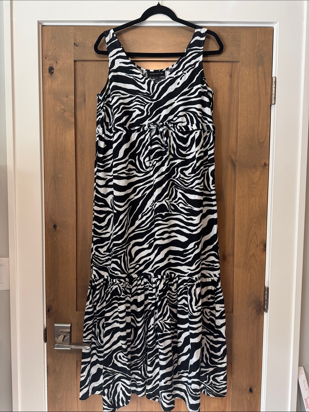 Jones New York Tiered 100% Linen Maxi Dress Womens S zebra print Empire waist - Picture 1 of 10